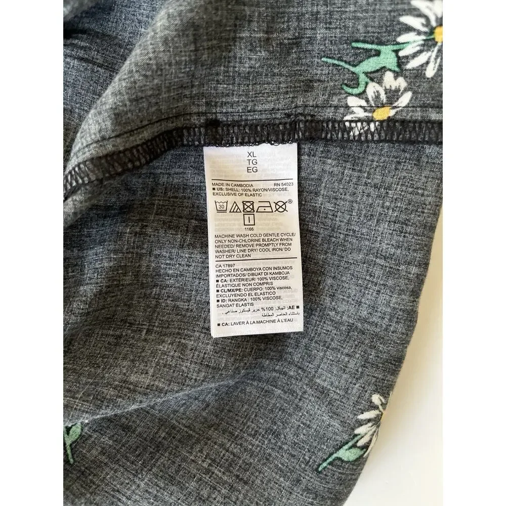 Old Navy Cami Midi Dress XL Black Daisy Print Ruffled Smocked Lightweight - Picture 8 of 10